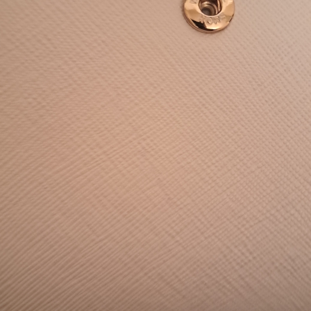 Michael Kors Cream and Pink Floral Wallet good preloved conditions - Picture 3 of 8